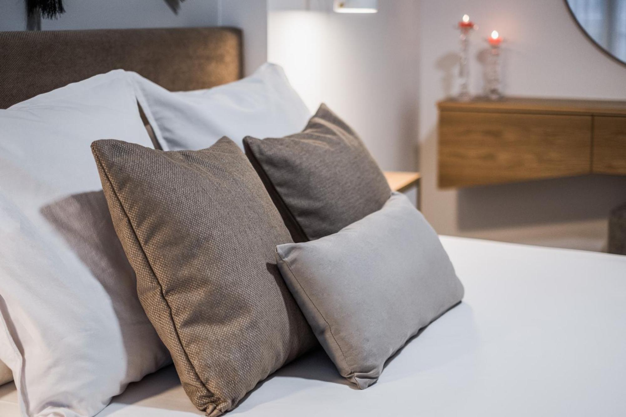 Singer Suites Kalamata - Luxury Suites Εξωτερικό φωτογραφία